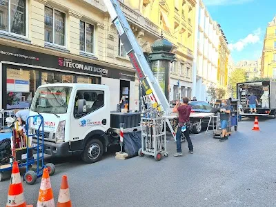 GV MONTE-MEUBLES