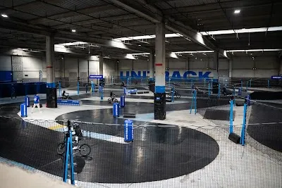 UniTrack - Moto électrique indoor