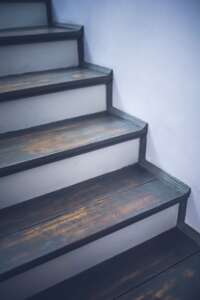 Pourquoi opter pour un monte-escalier de la marque Otolift ?